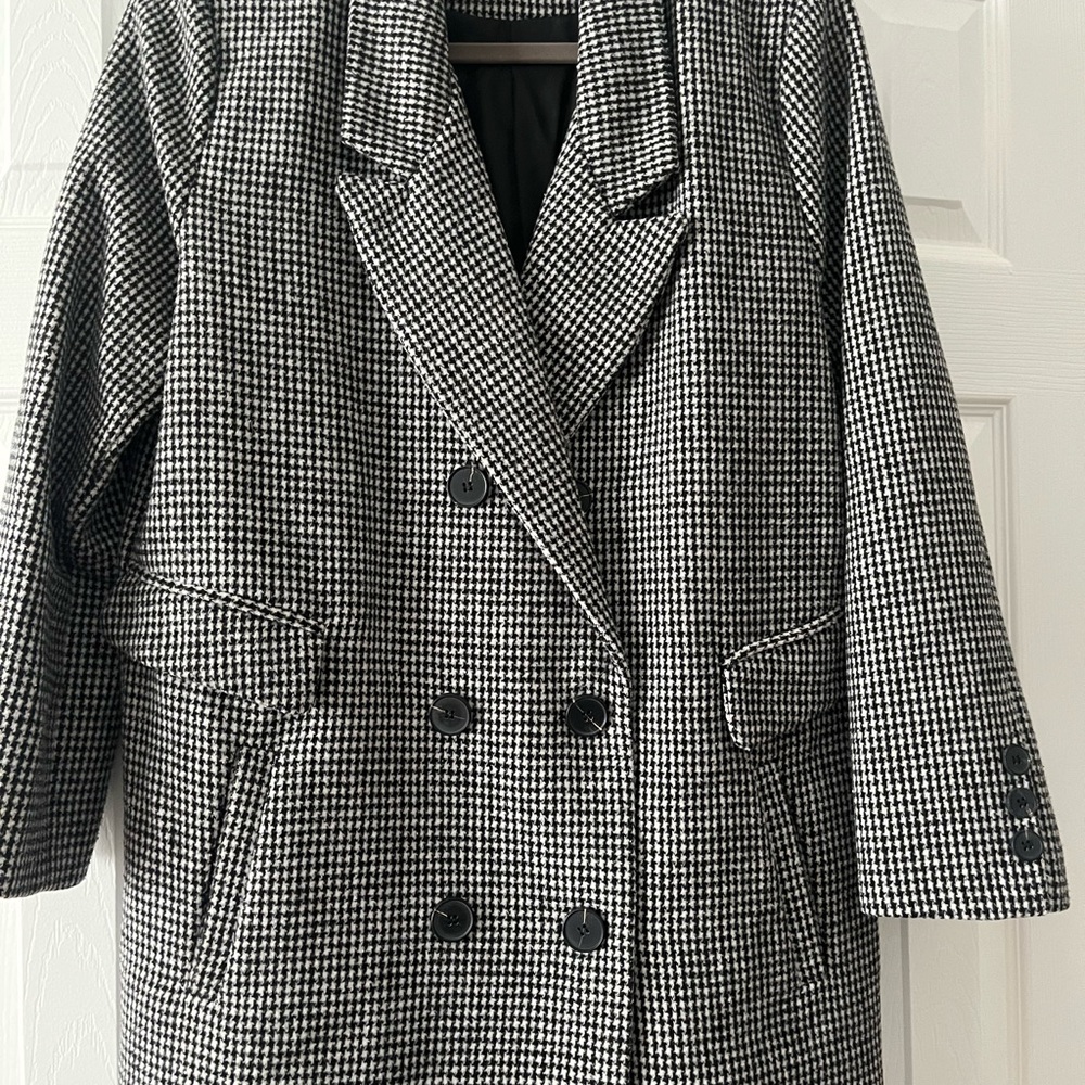 Black and white checkered coat